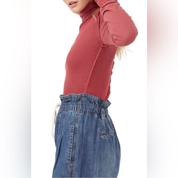 Free People Freya Long Sleeve Top In Off Beat - Picture 2 of 6